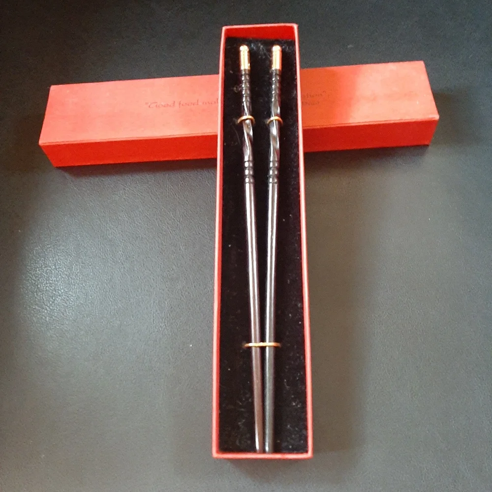 Decorated wooden chopsticks NWOT